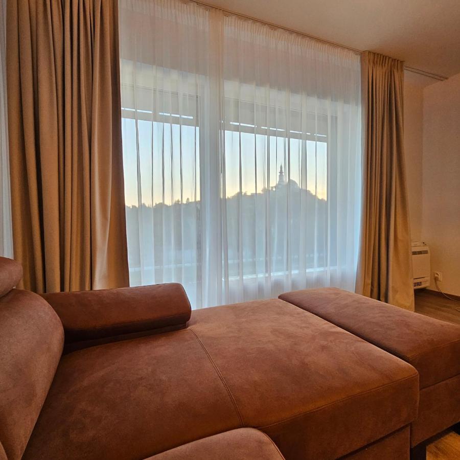 Apartman Promenada Nitra Buitenkant foto